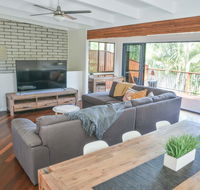 Hideaway At Hodgens Walk to Beach Happy Valley and Bulcock St With Backyard - Broome Tourism