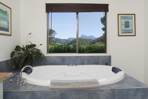 Hillcrest Mountain View Retreat - Broome Tourism 2