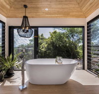 Hilltop Hideaway Luxury Style - Broome Tourism