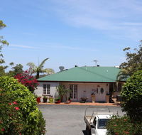 Hilltop on Tamborine - Broome Tourism