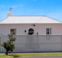 Historic Central Cottage In Warrnambool - Broome Tourism