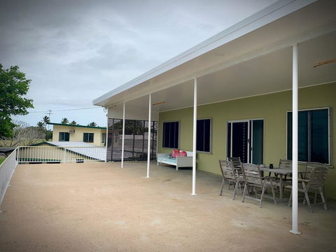 Holiday Rental - Huge House With Beach Views - Broome Tourism 2