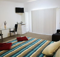 Honeybee - Country Accommodation - Broome Tourism