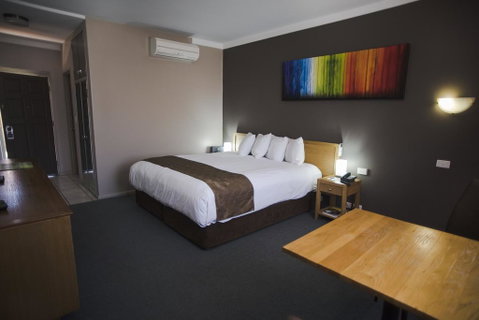 Hospitality Kalgoorlie, SureStay By Best Western - Broome Tourism 1