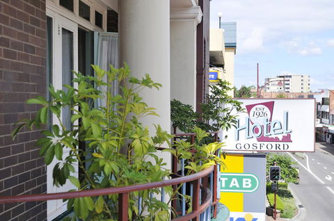 Hotel Gosford - Broome Tourism 3