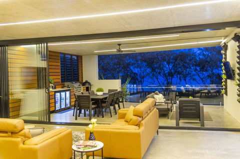 IVY Villas - Broome Tourism 1