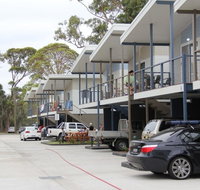 Jervis Bay Holiday Cabins - Broome Tourism