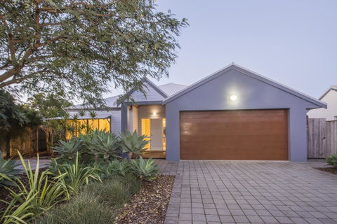 Jiia Jiia - Broome Tourism 1