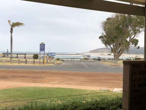 Kalbarri Sunsea Villas - Broome Tourism 1