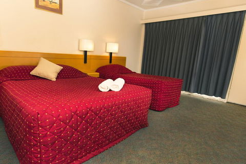 Kalgoorlie Overland Motel - Broome Tourism 2