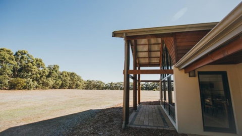 Kangaroo Retreat - Broome Tourism 1
