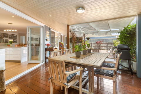 KARINYA - MORNINGTON - Broome Tourism 0