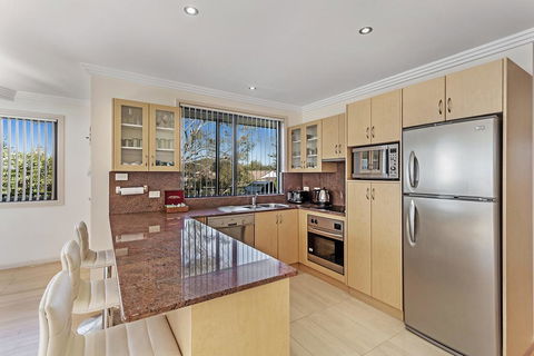 Karinya At Little Beach - Upstairs - Broome Tourism 1