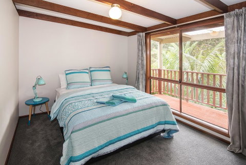 Karri Birdsong Retreat - Broome Tourism 0