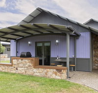 Kickenback Studio - Contemporary accommodation in the heart of Crackenback - Broome Tourism