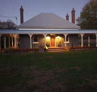 Kings Cottage Uralla - Broome Tourism
