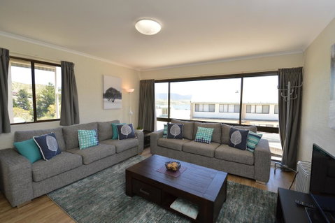 Kirwan 40 - Broome Tourism 0