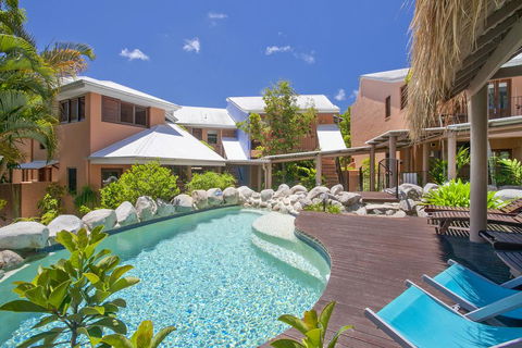 L'Auberge Noosa - Broome Tourism 2