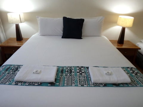 Lake Central Cairns - Broome Tourism 3