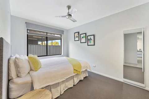 Lake Escape On Pool Avenue - Broome Tourism 3