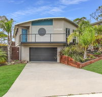 Lake House - Broome Tourism