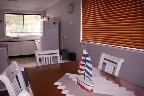 Lakes Edge Cottage - Broome Tourism 1