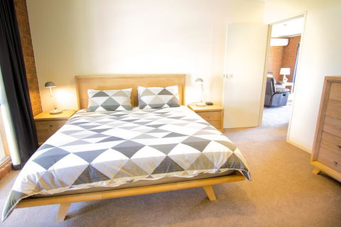 Lakeview - Broome Tourism 2