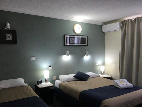 Lakeview Motor Inn - Broome Tourism 3