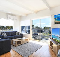Lazy Days Beach House Jervis Bay - Pet Friendly 4 Mins Walk to Beach - Broome Tourism