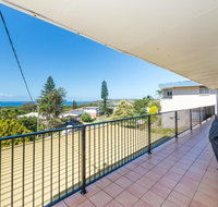 Lentara St 12 - Fingal Bay - Broome Tourism