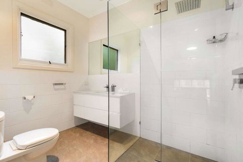 Lighthouse Cottage - Broome Tourism 1