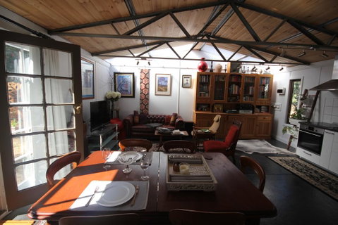 Lily's Farm Studio - Broome Tourism 3