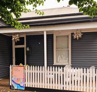 Lucys Artist Cottage - Broome Tourism