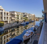 Luxurious Mandurah Marina Apartment - Broome Tourism