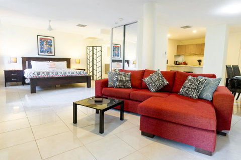 Luxury 1 Bed Apartment, New King Bed & Bath - Broome Tourism 0
