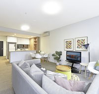 Luxury 1 bedroom  1 study with 1 parking - Broome Tourism