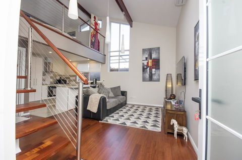 Luxury Executive Apartment - Broome Tourism 0