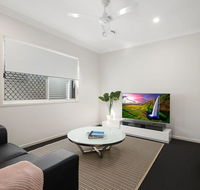 Luxury Home close to Sleemans QE2 Hospital  Griffith Uni - Broome Tourism