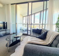 Luxury Level 2-bed 2-bath City View Apt in Olympic Park - Broome Tourism