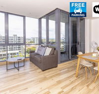 Luxury modern apartment in Southport with hotel facilities - Broome Tourism