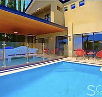 LUXURY VILLA W POOL  SPAS - Broome Tourism