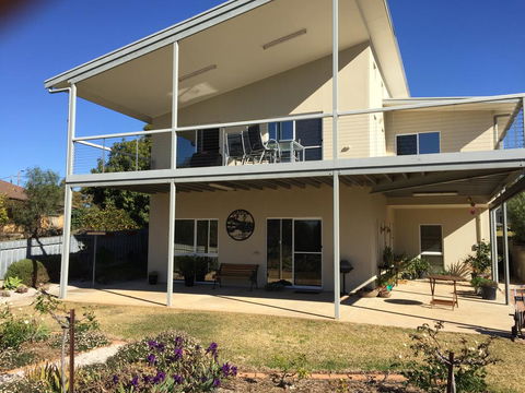 Lyreen's Apartment - Broome Tourism 0