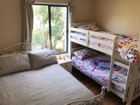 Magic Beach Cottage - Broome Tourism 2