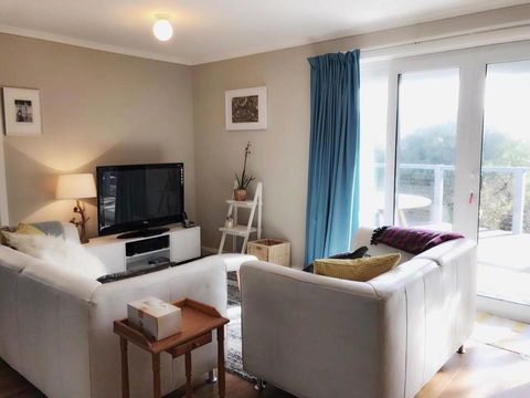 Magic Beach Cottage - Broome Tourism 0