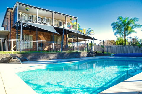 Magnificent Lakeview House - Long Jetty - Broome Tourism 0