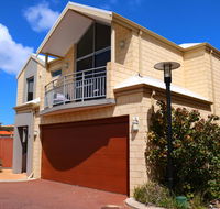 MANDURAH on the TERRACE - Broome Tourism