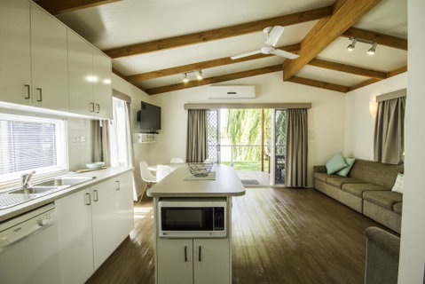 Mannum Riverside Caravan Park - Broome Tourism 3