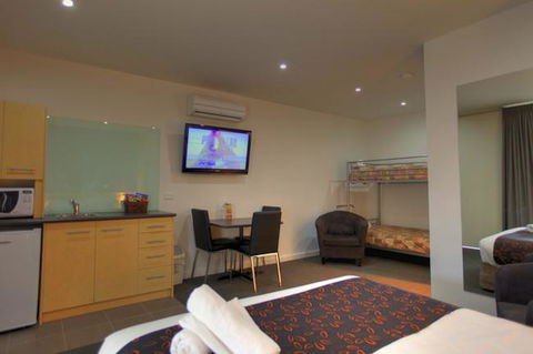 Mansfield Motel - Broome Tourism 2