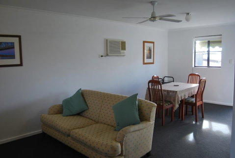 Maple Tree Cottage - Broome Tourism 0