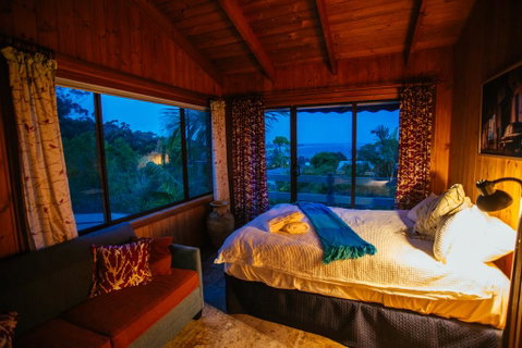 Marazul Paradise Beach House- Panoramic Ocean Views - Broome Tourism 1